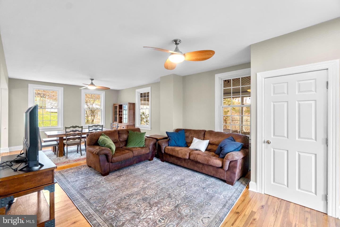 16916 Annandale Road photo 9
