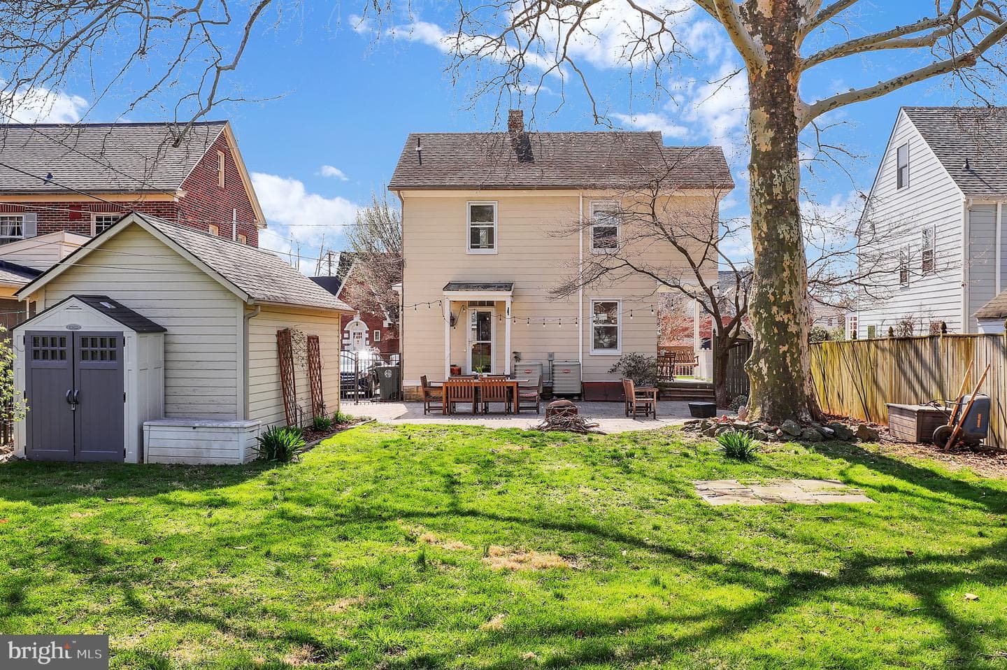 517 Fairview Avenue photo 30