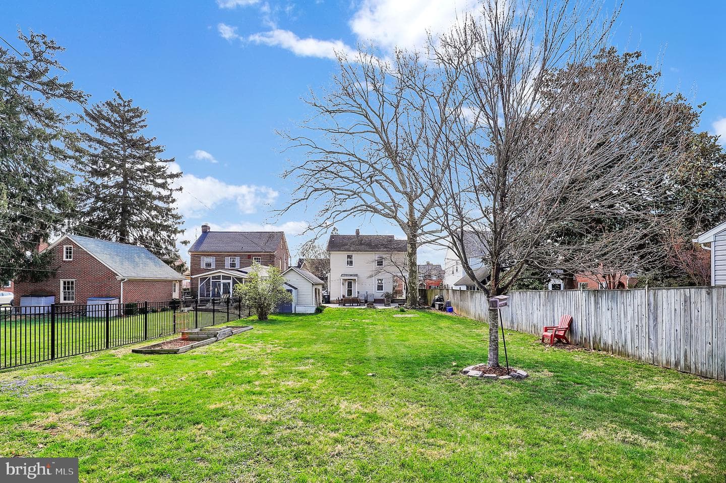 517 Fairview Avenue photo 32