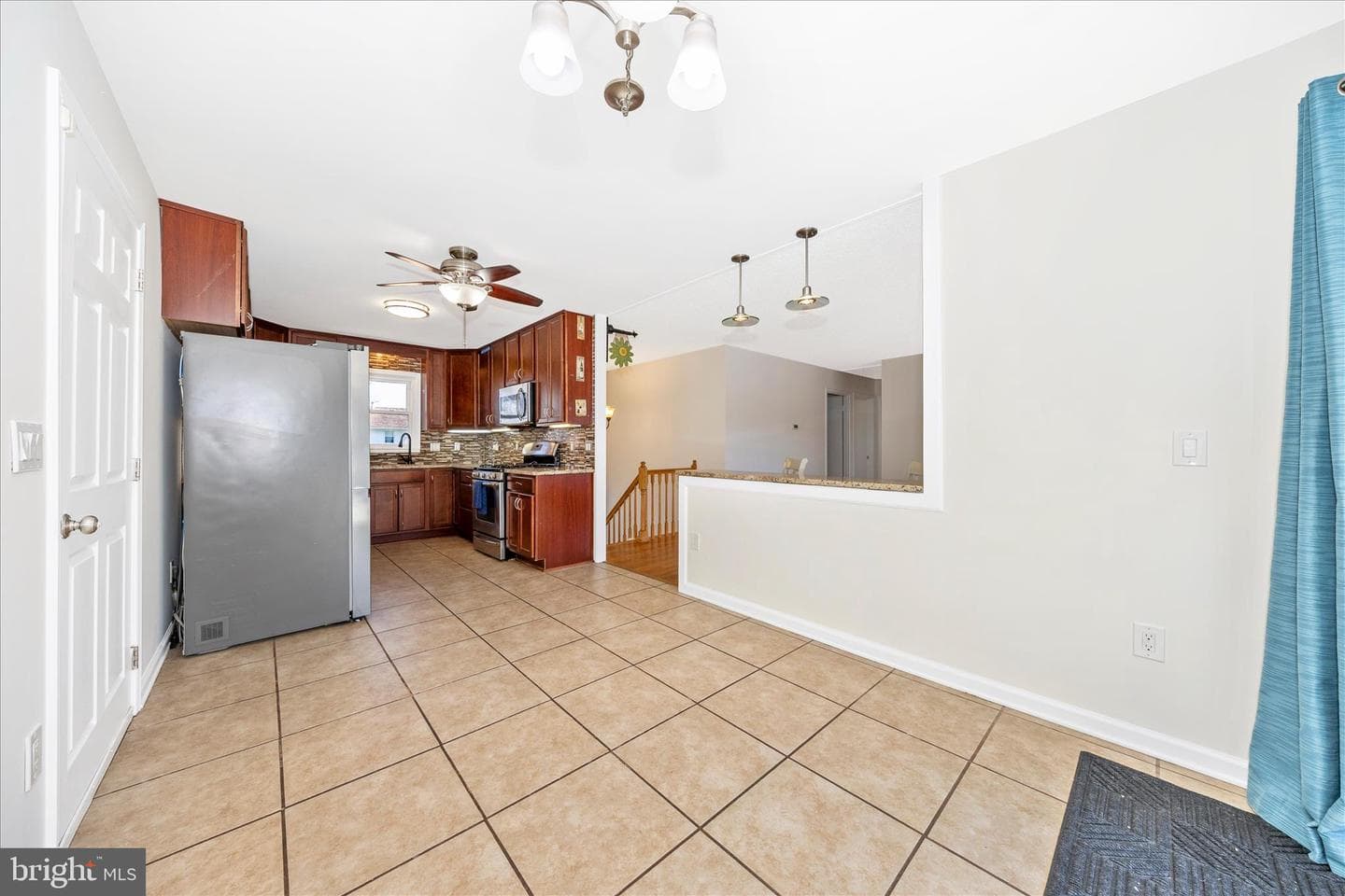 1606 Wise Road photo 12