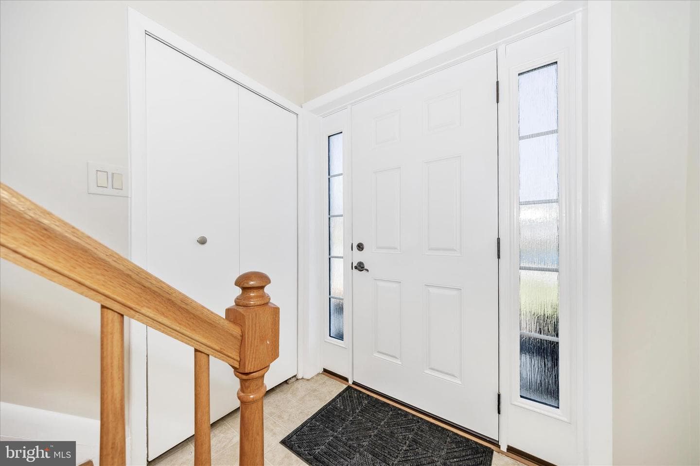 1606 Wise Road photo 2