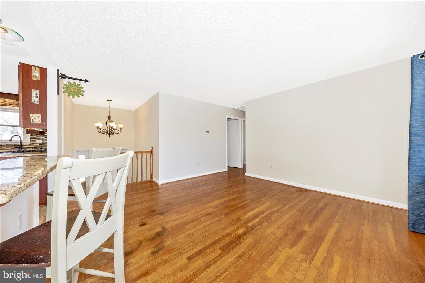 1606 Wise Road photo 8