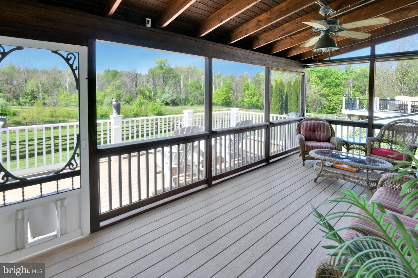 3947 Sweet Briar Court photo 4