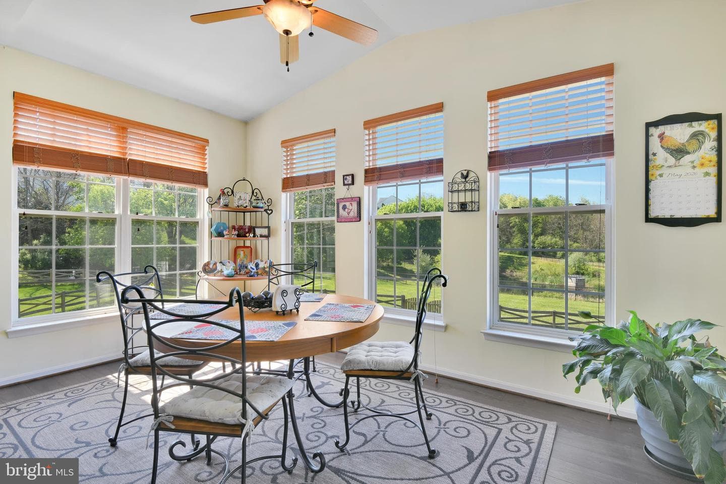 3947 Sweet Briar Court photo 9
