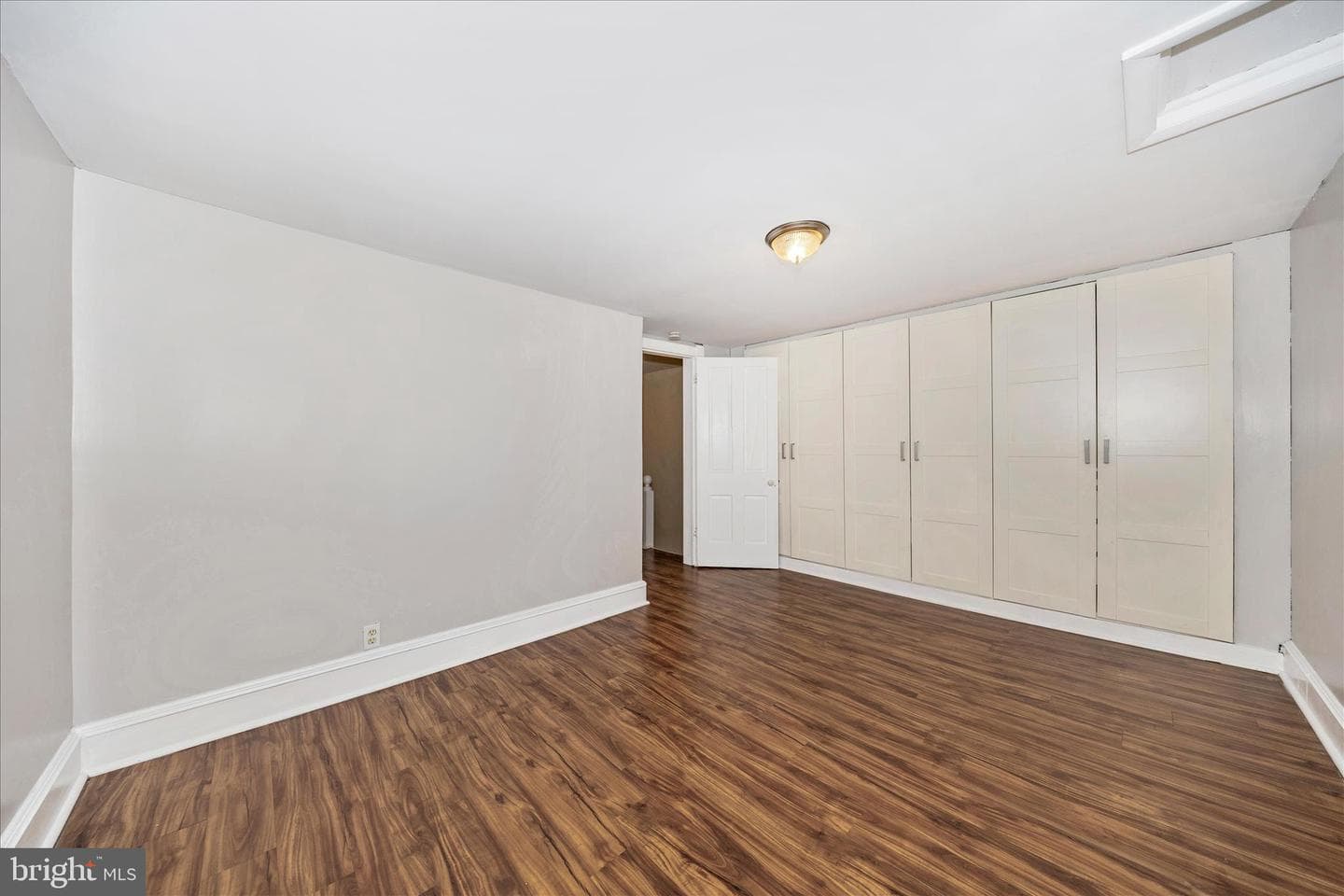 202 Maple Avenue photo 19