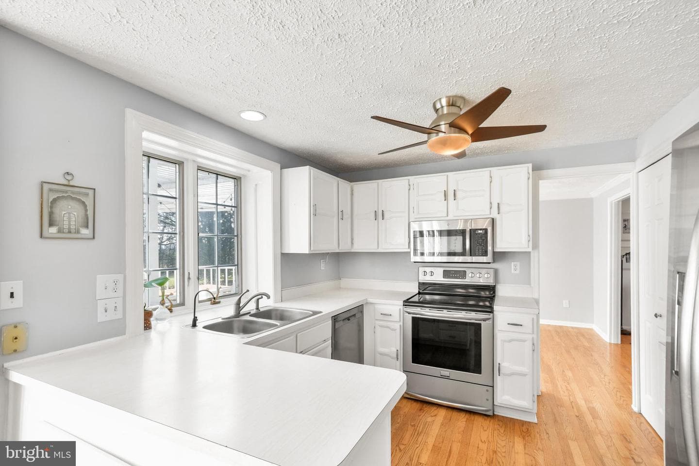 5833 Woodwinds Circle photo 18