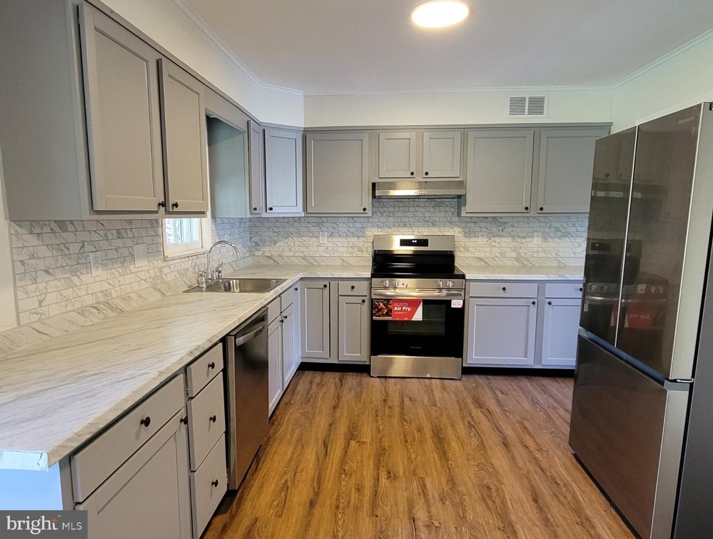 3553 Clarksburg Road photo 5