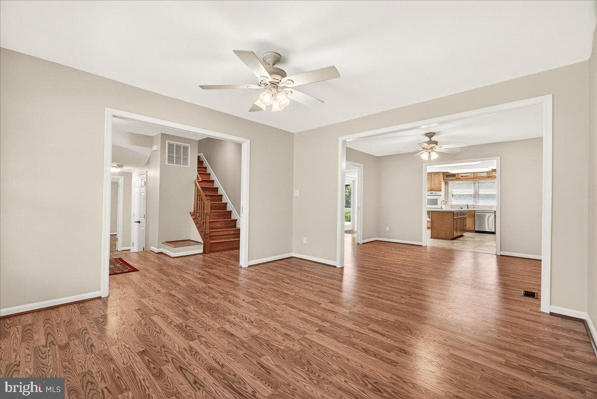 13789 Blythedale photo 10