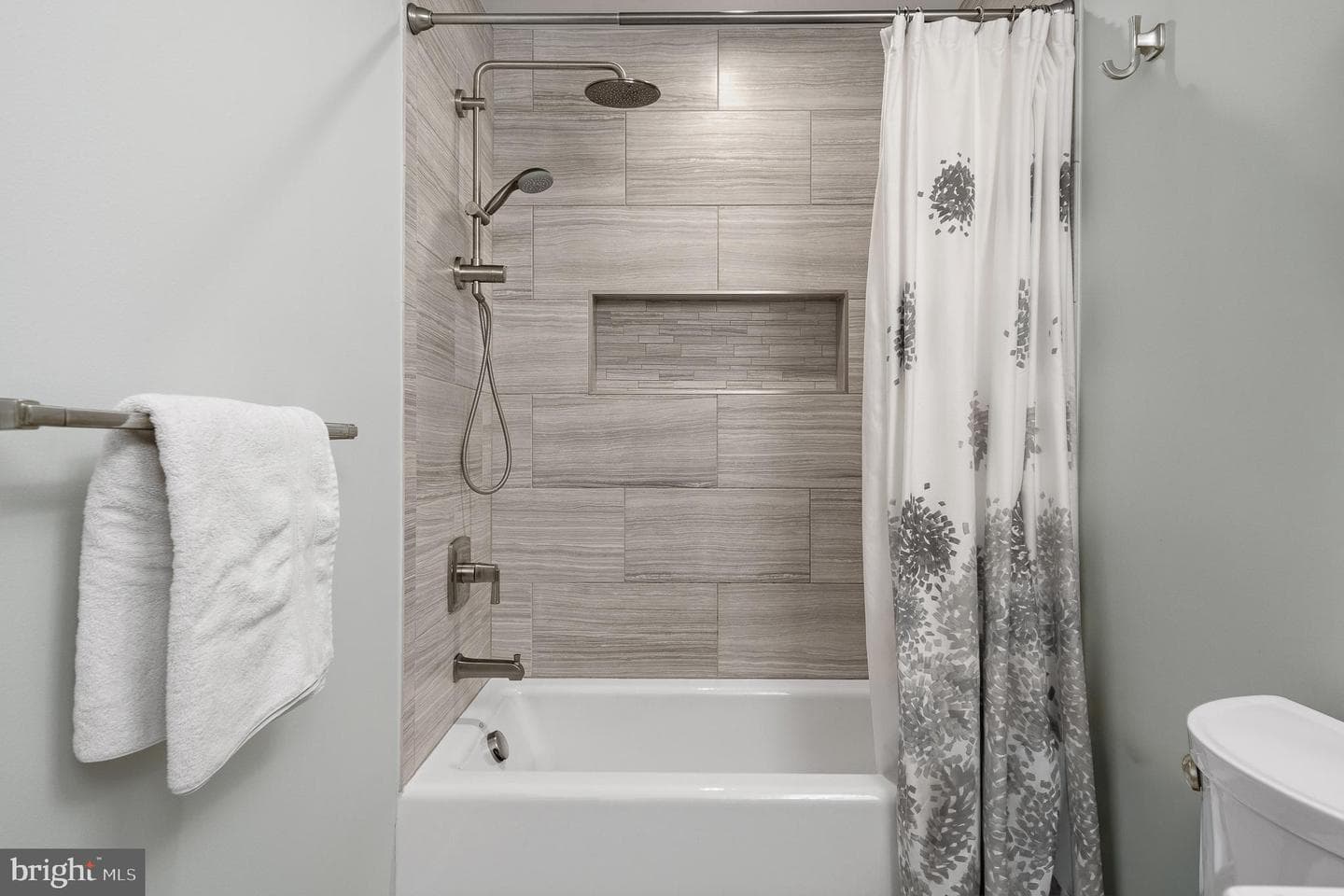 6235 Sawyer Road photo 64
