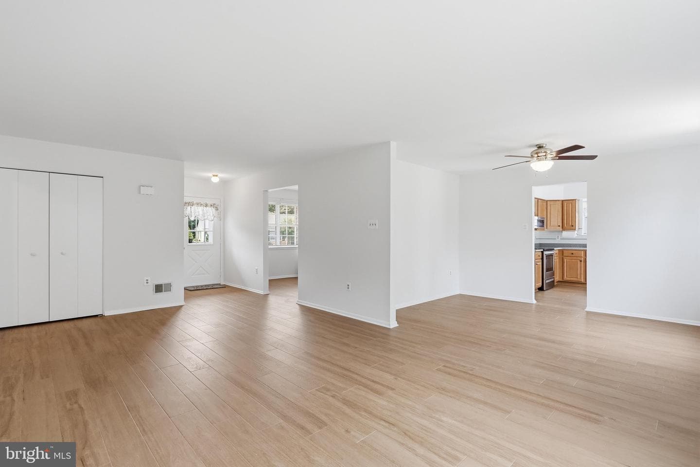 5661 Crabapple Drive photo 14