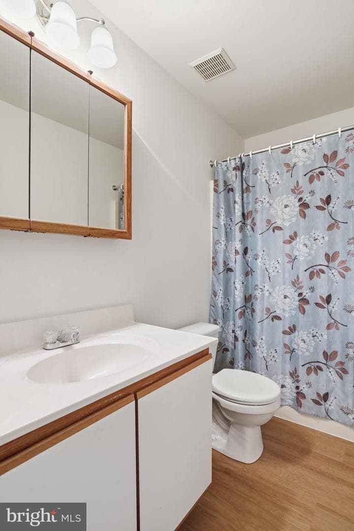 5661 Crabapple Drive photo 25