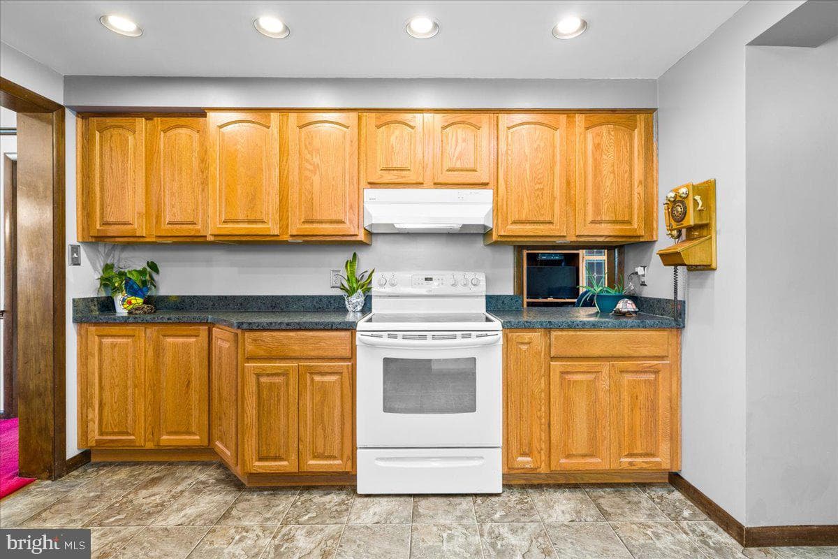 6114 Elaine Drive photo 20