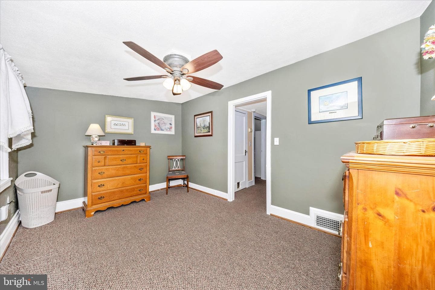 526 Grant Place photo 21