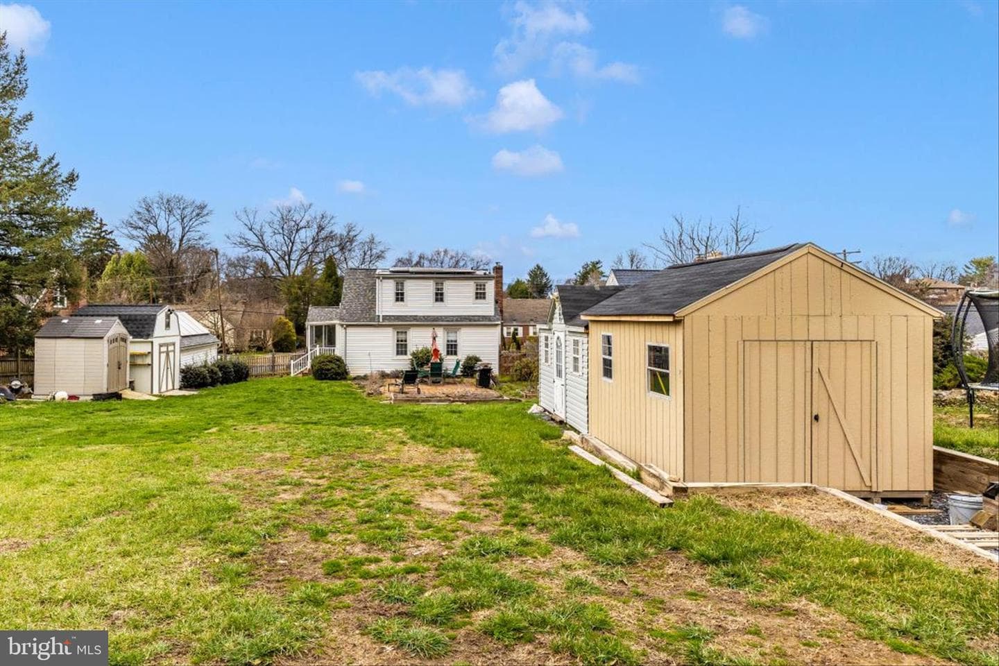 526 Grant Place photo 33