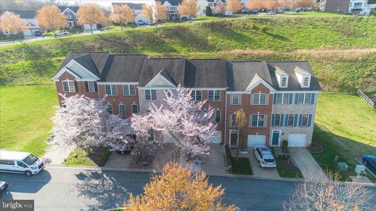 6378 Meandering Woods Court photo 43