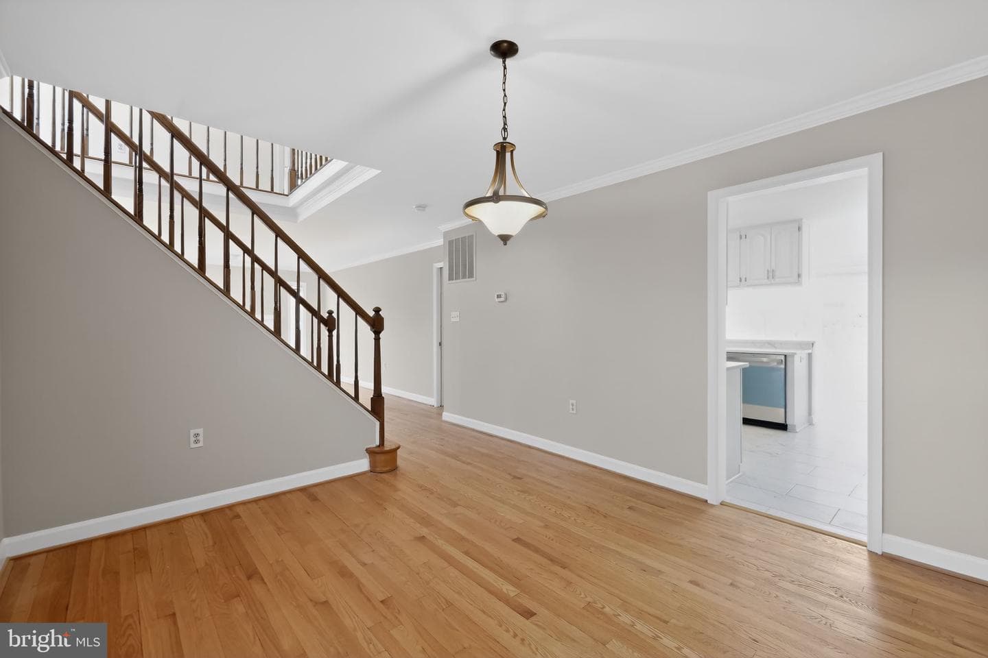 825 Dunbrooke Court photo 9