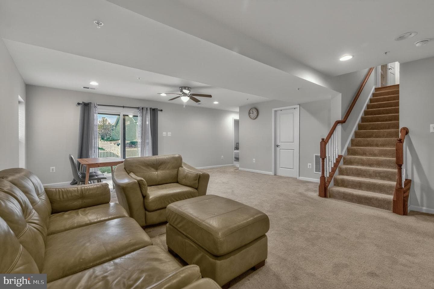 1113 Long Farm Circle photo 32