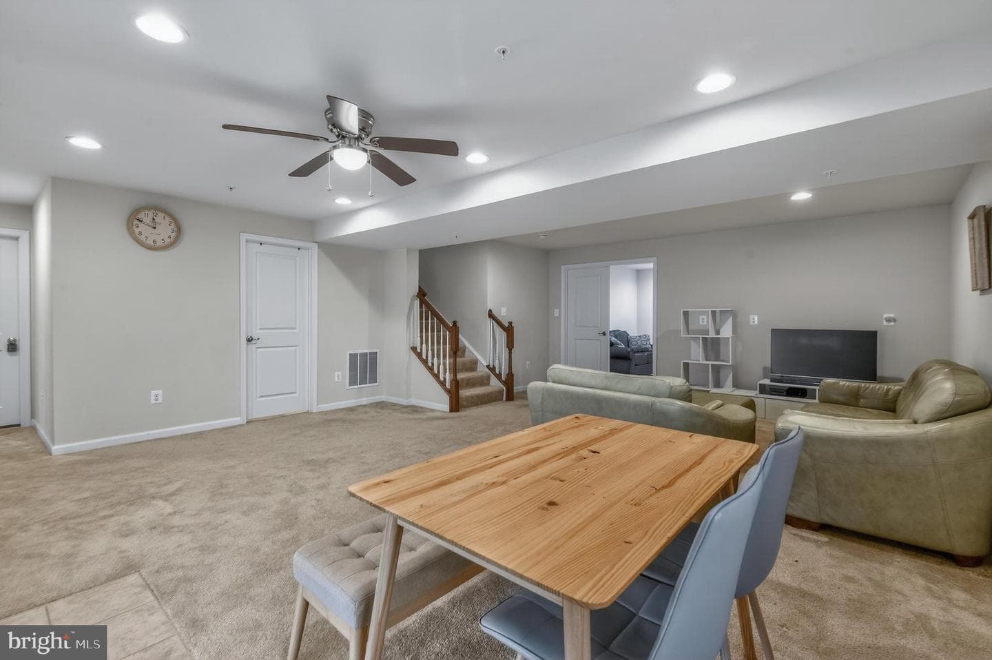 1113 Long Farm Circle photo 34