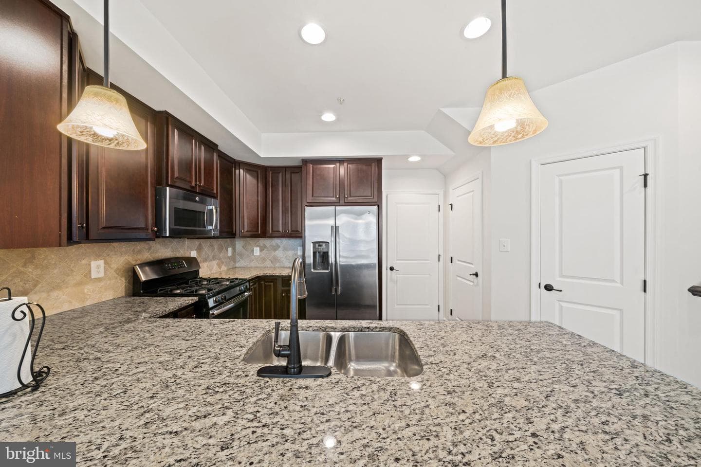 6408 Walcott Lane photo 11