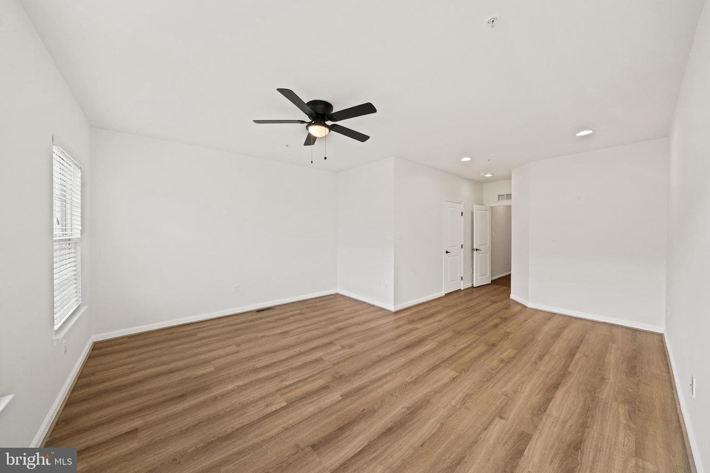 6408 Walcott Lane photo 16
