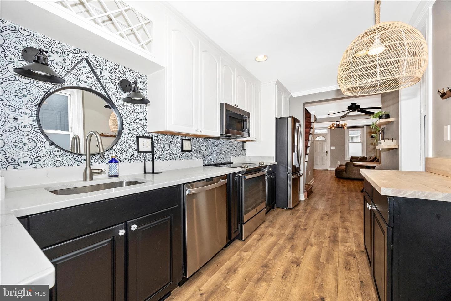 18 1/2 N Wisner Street photo 13