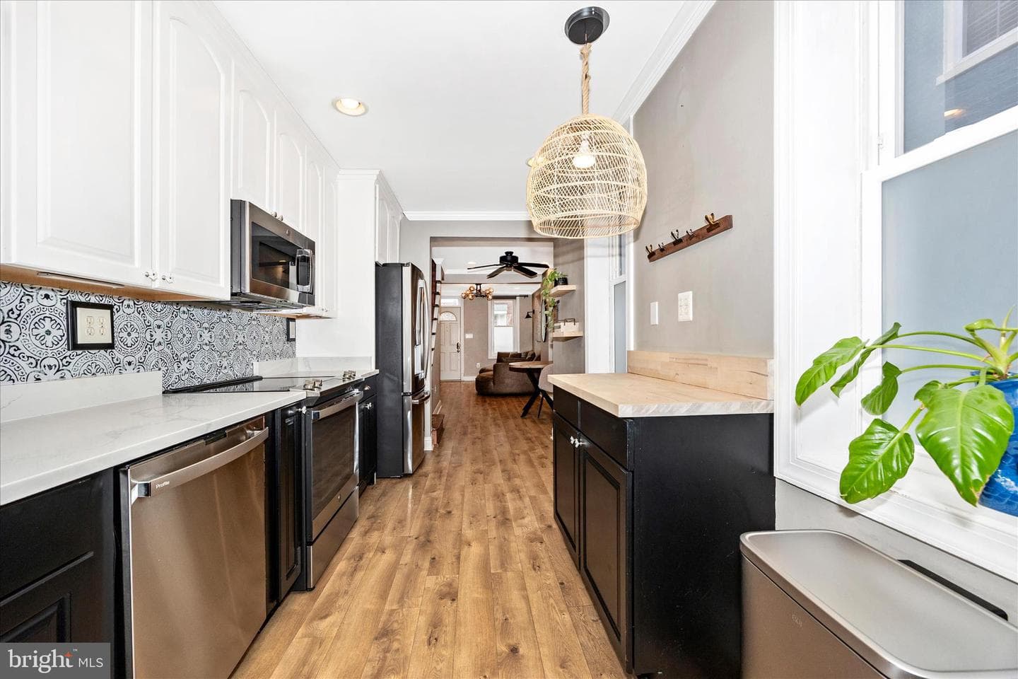 18 1/2 N Wisner Street photo 14