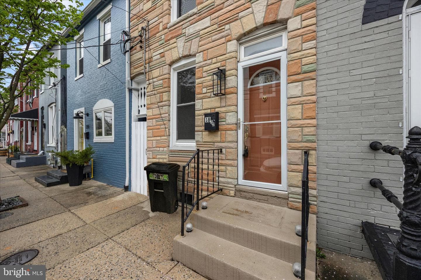 18 1/2 N Wisner Street photo 3