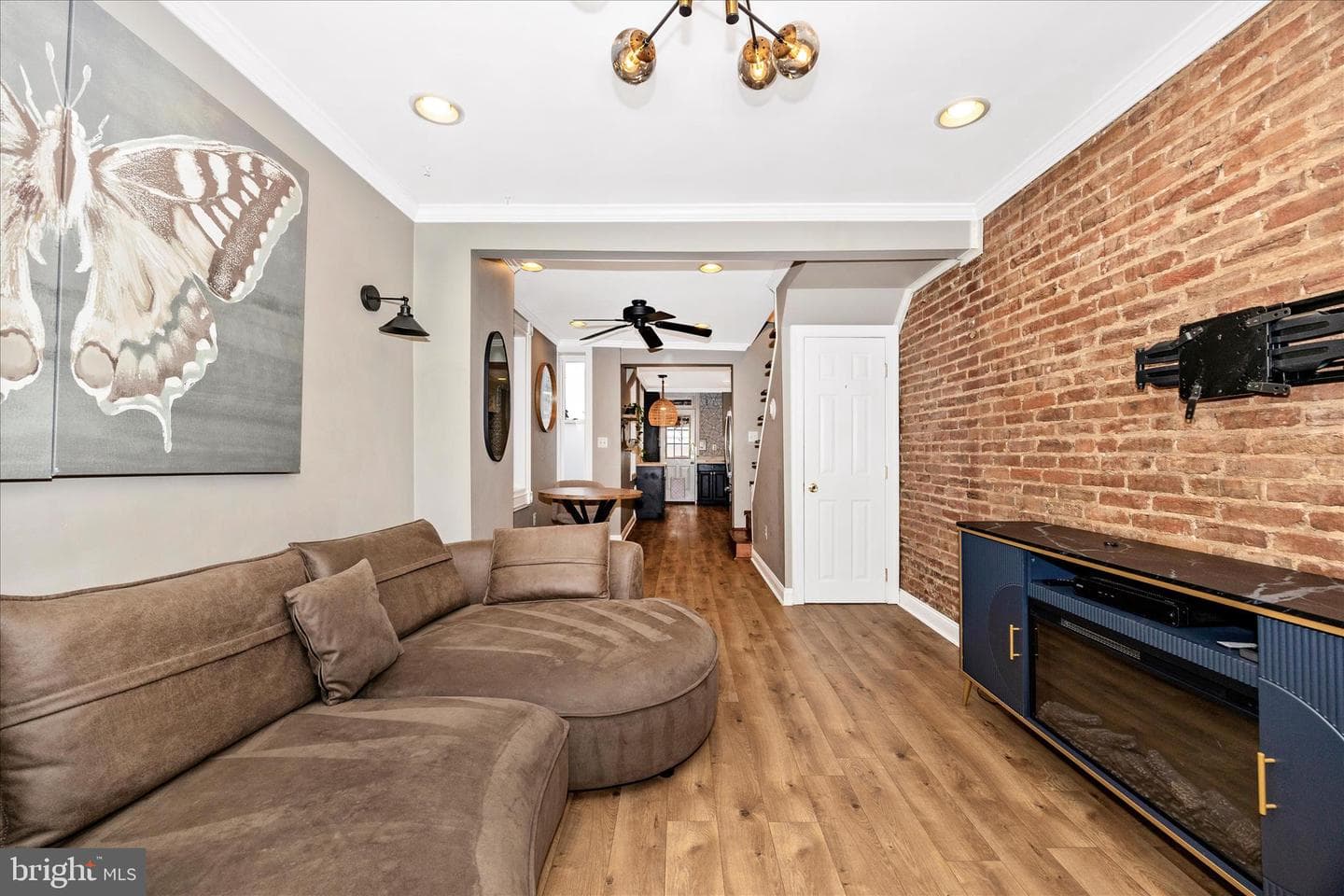 18 1/2 N Wisner Street photo 6