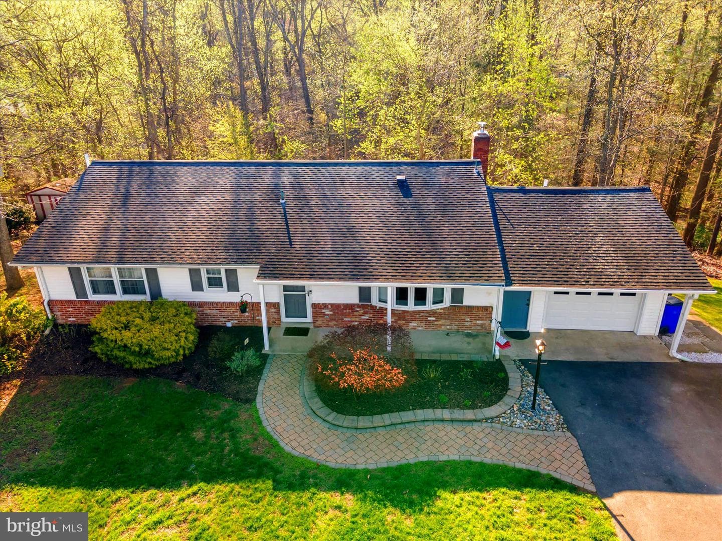 4299 Wendy Court photo 2