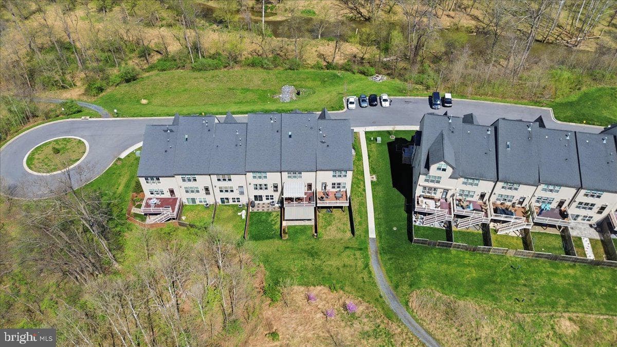 10909 Divot Court photo 72
