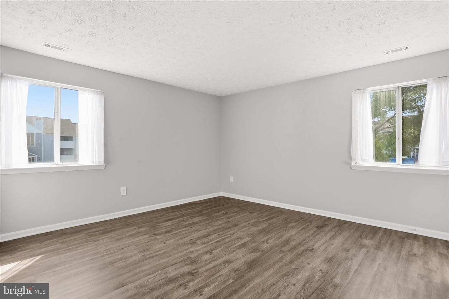 2137 Wainwright Court #1c photo 12