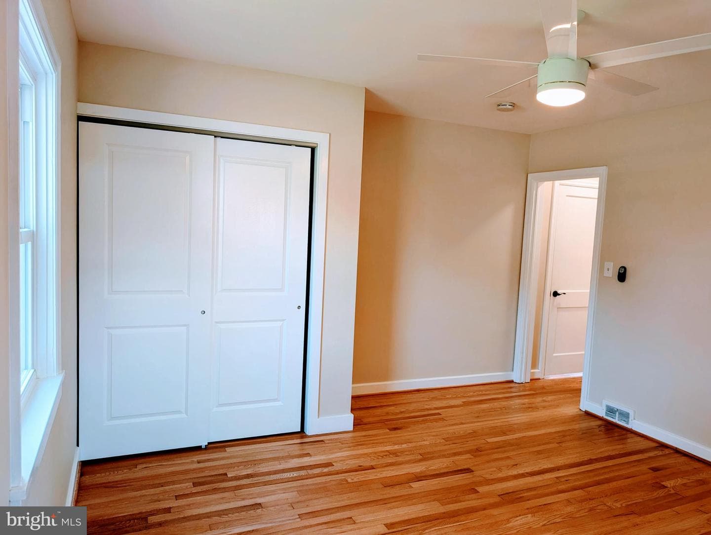 627 Grant Place photo 20