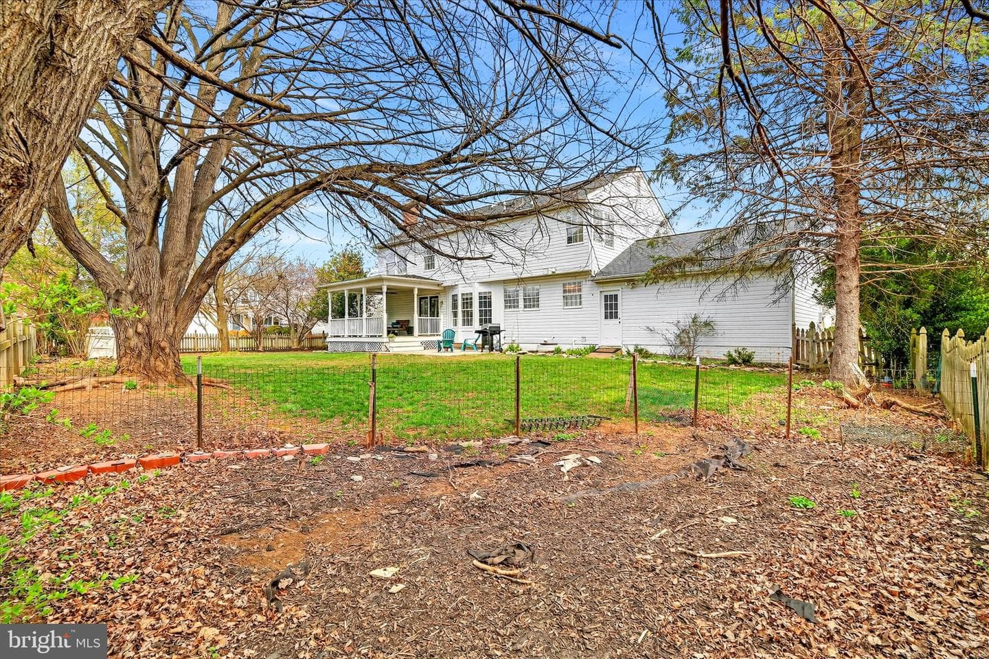 5348 Saint James Place photo 47