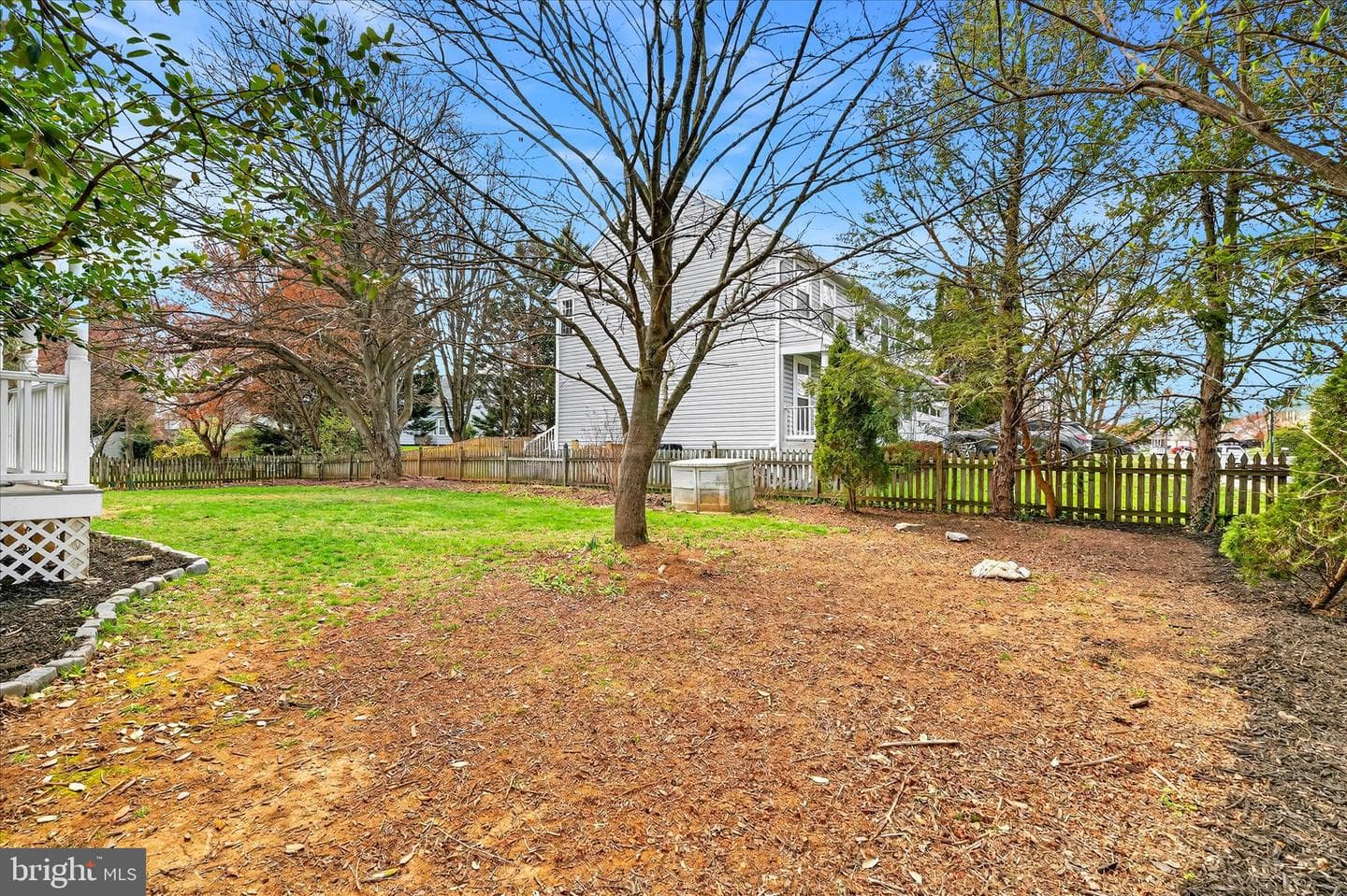 5348 Saint James Place photo 48