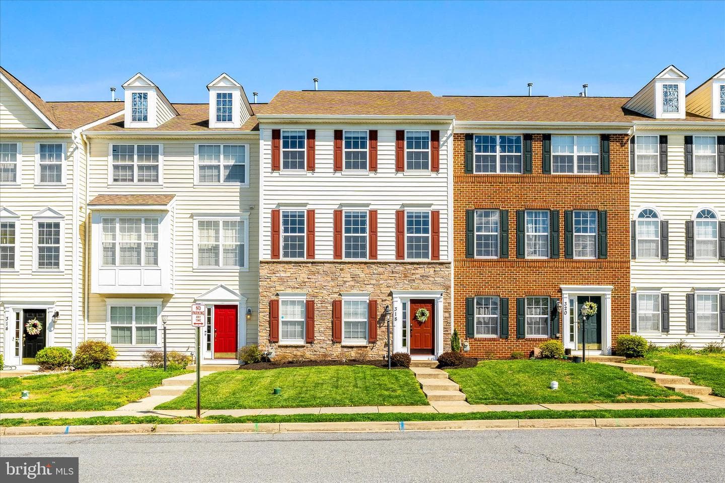 318 E Wainscot Drive
