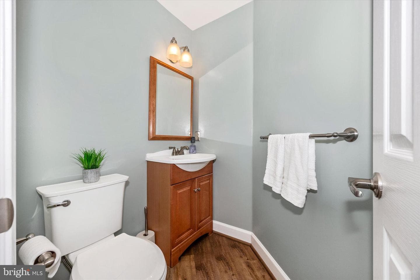 5867 Winter Oaks Place photo 13