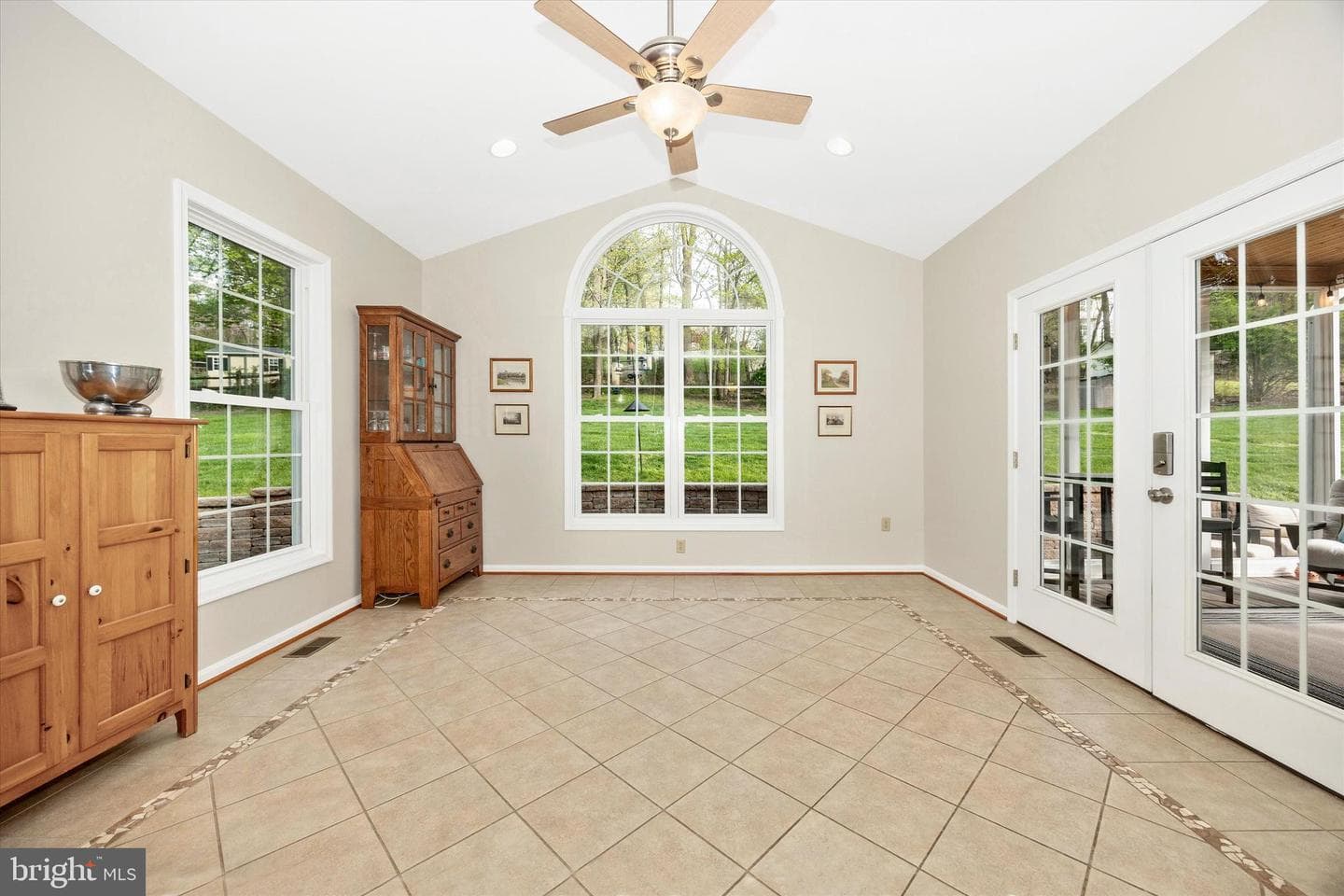 5867 Winter Oaks Place photo 9