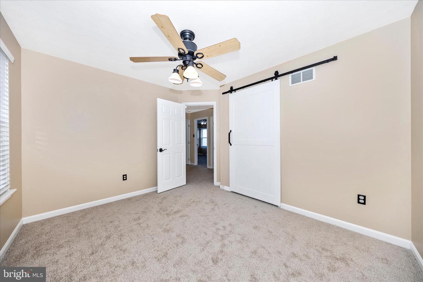 13454 Four Seasons Court photo 31