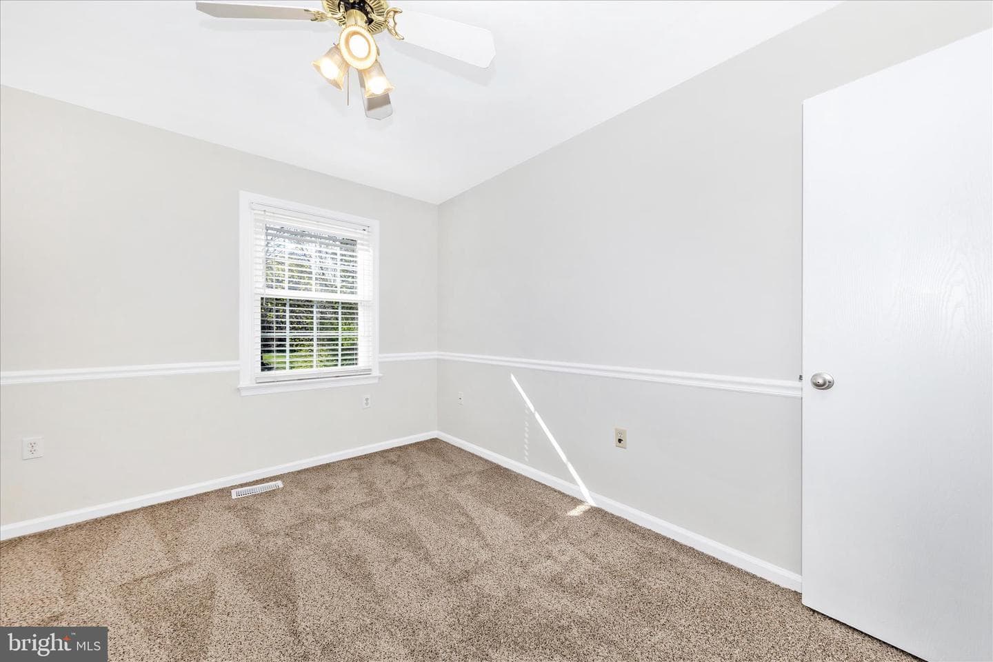 8211 Winter Snow Court photo 21