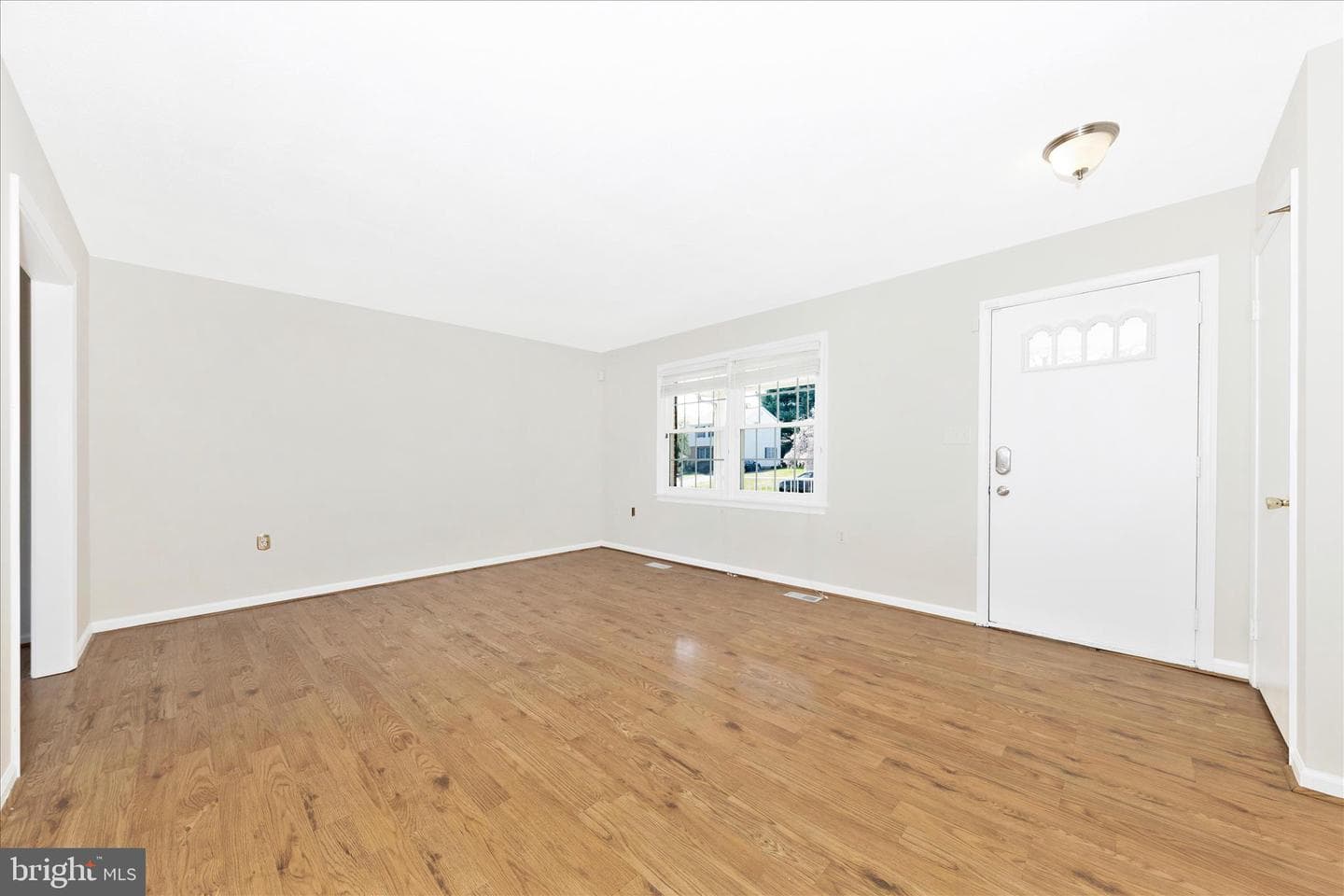 8211 Winter Snow Court photo 4