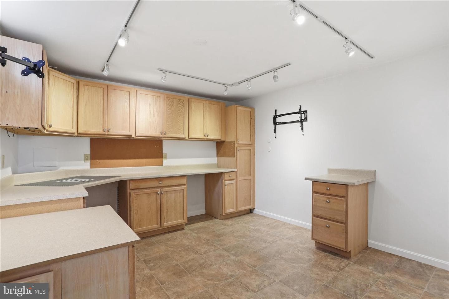 2700 Poffenberger Road photo 32