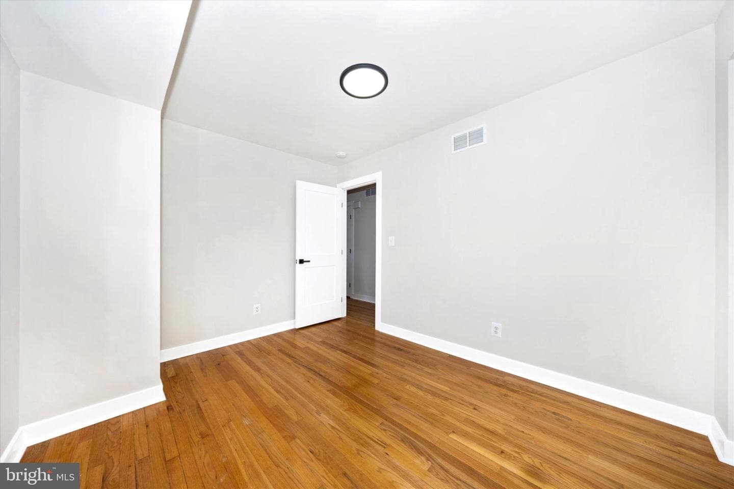 13611 Harrisville Road photo 16
