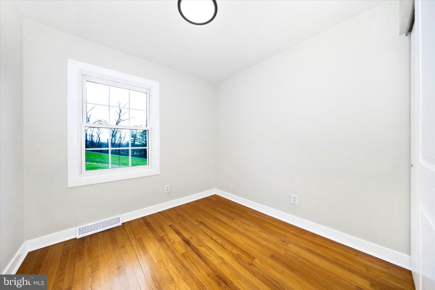 13611 Harrisville Road photo 18