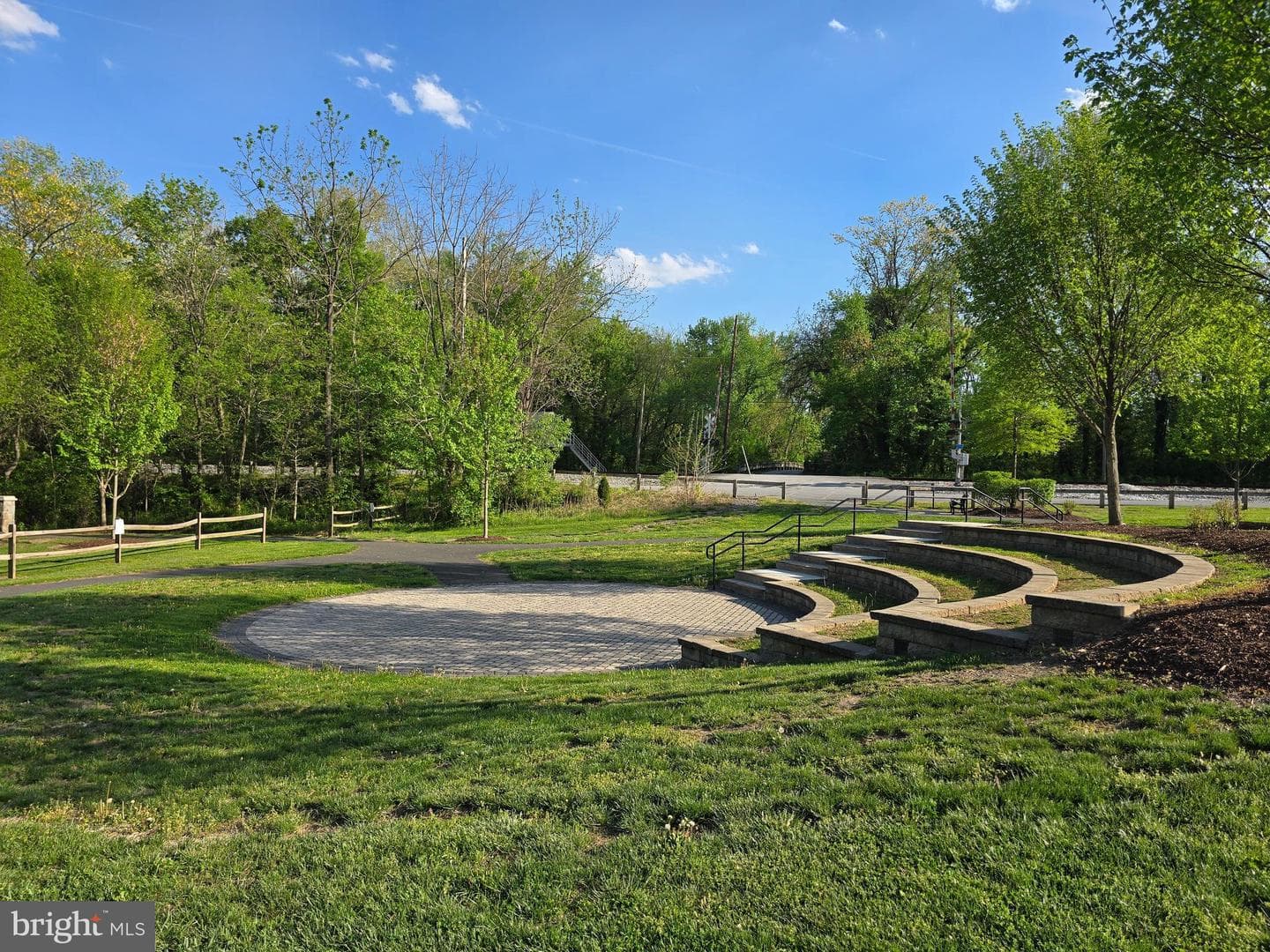 3895 Gibbons Road photo 53