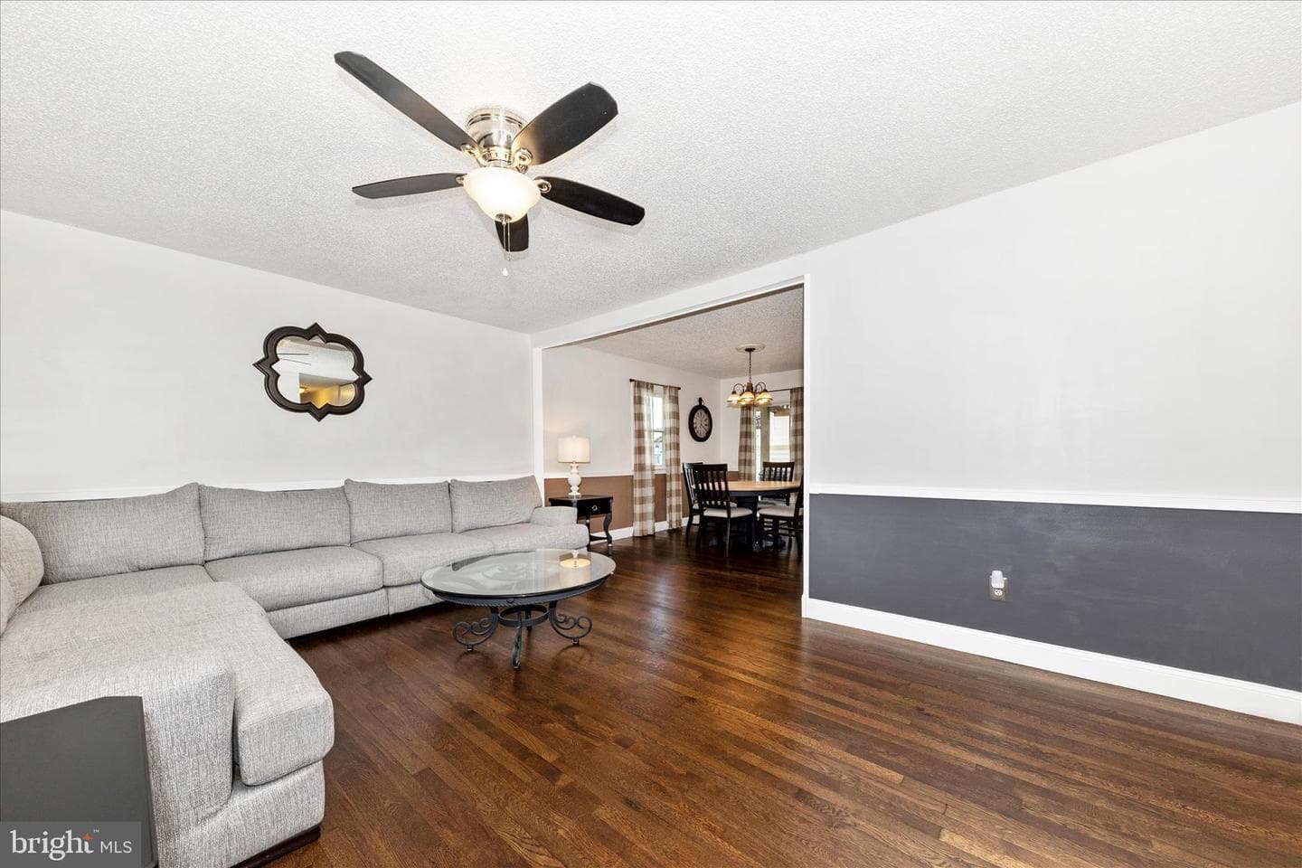 3895 Gibbons Road photo 9