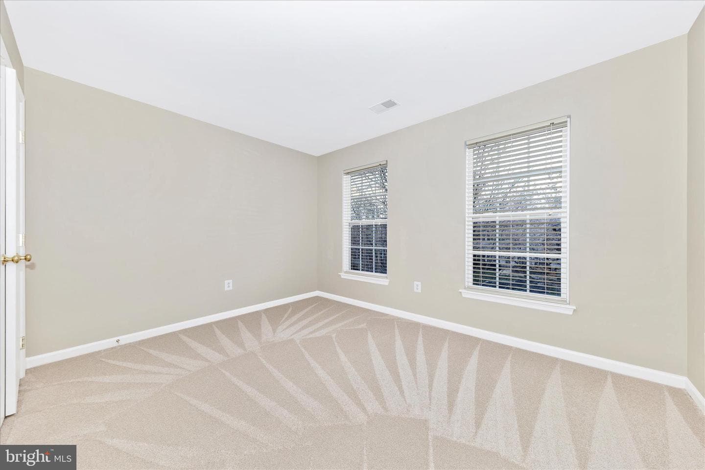 9 Fiona Way photo 29