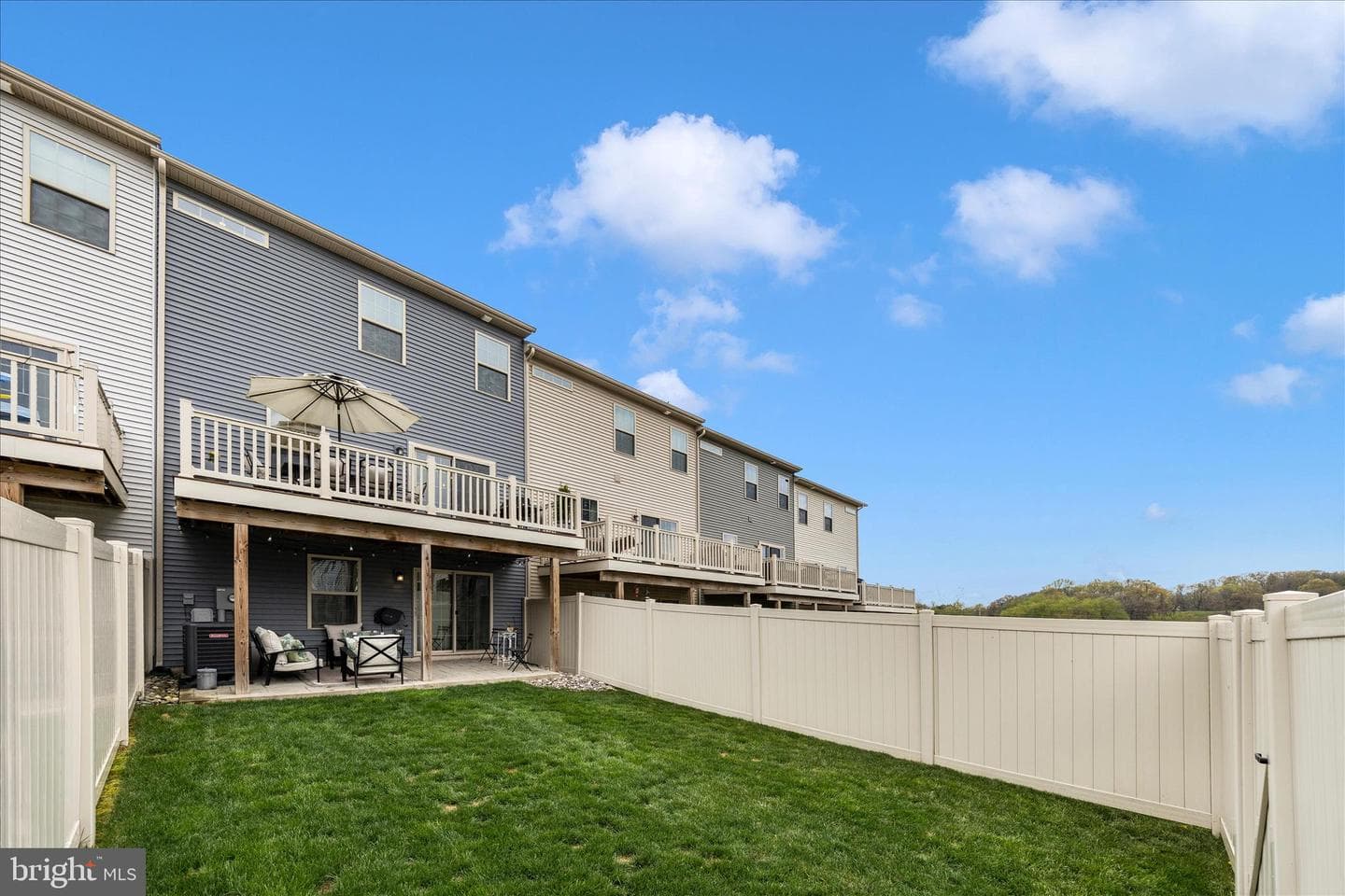 10607 Brewerton Lane photo 4
