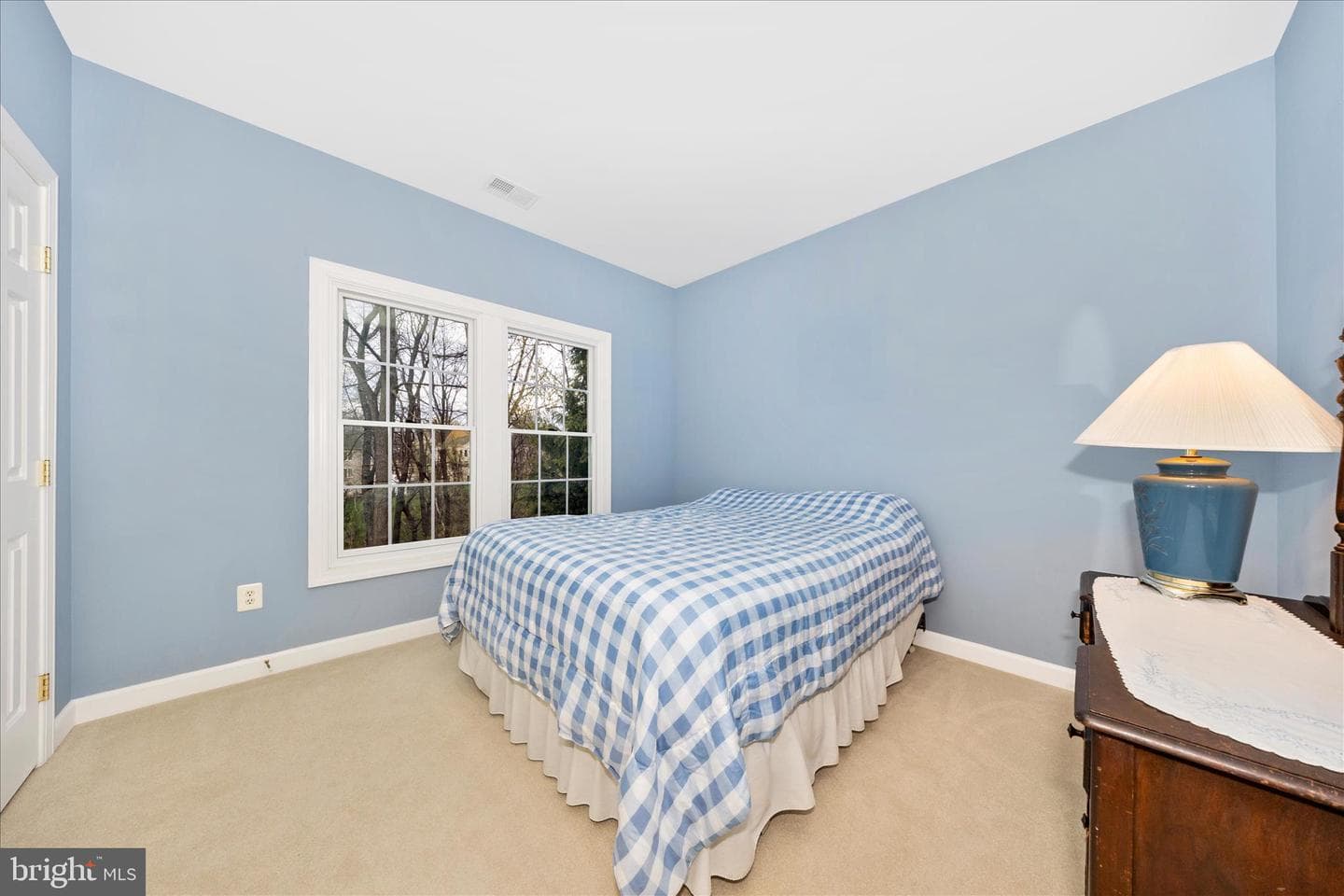 9102 Travener Circle photo 46
