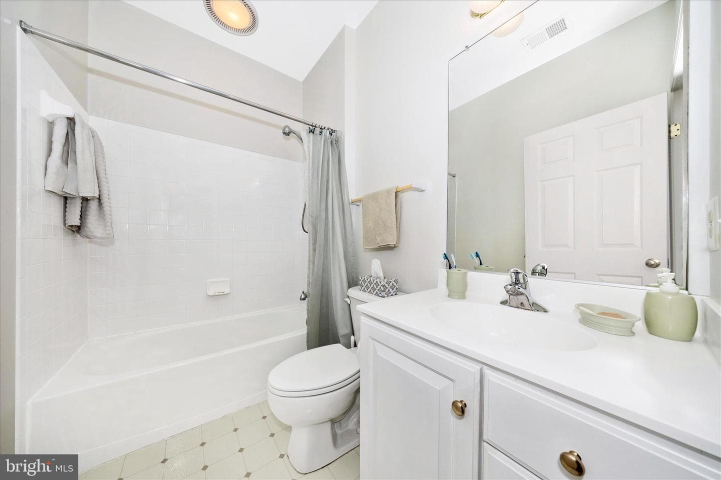 9102 Travener Circle photo 50