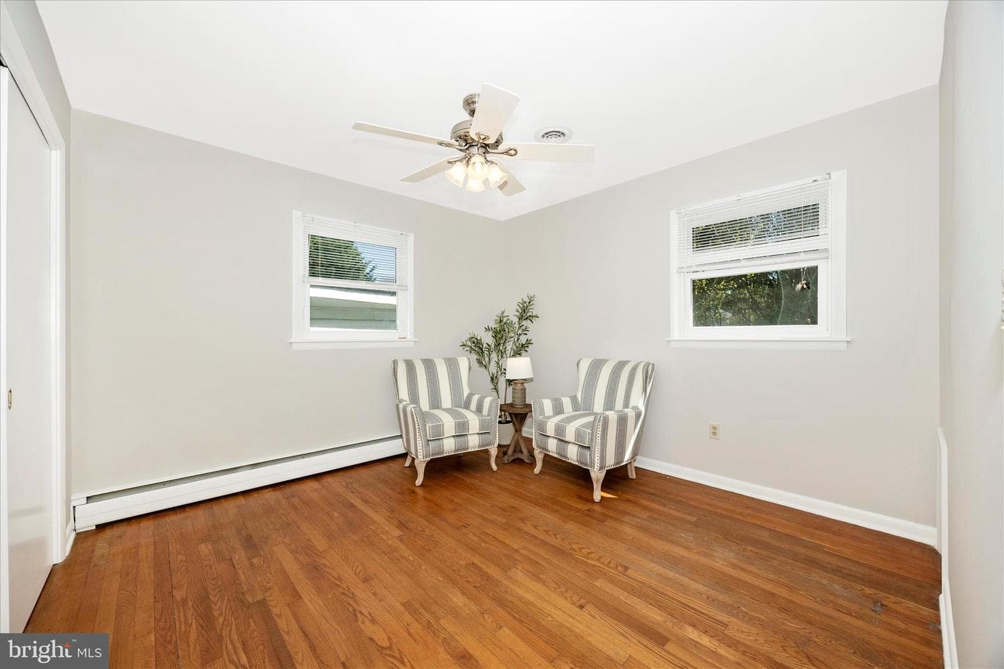 504 Valley Street photo 24